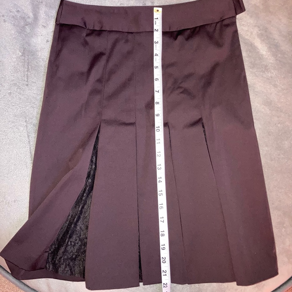G2000 Brown Pleated Skirt With Black Lace Inserts Size 3 ‘90s/Y2K Asian Workwear